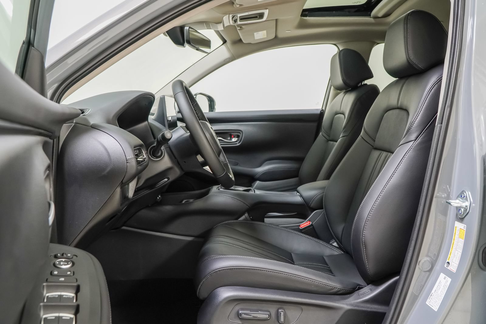 New 2027 Honda HR-V EX-L image 16
