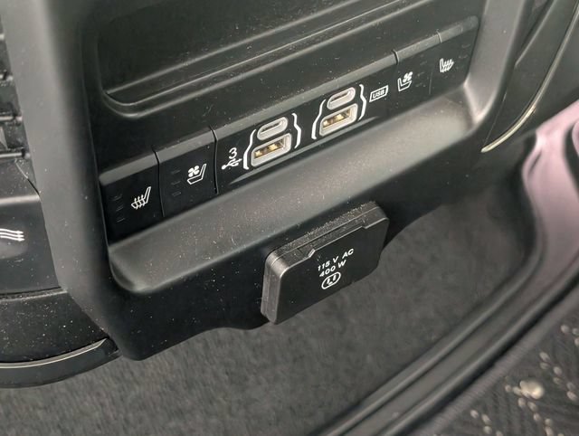 Used 2020 RAM 1500 Limited AWD/4WD image 26
