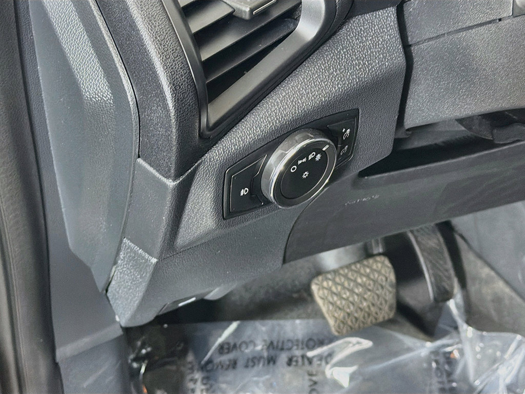 Used 2020 Ford EcoSport SE w/ SE Convenience Package FWD image 31