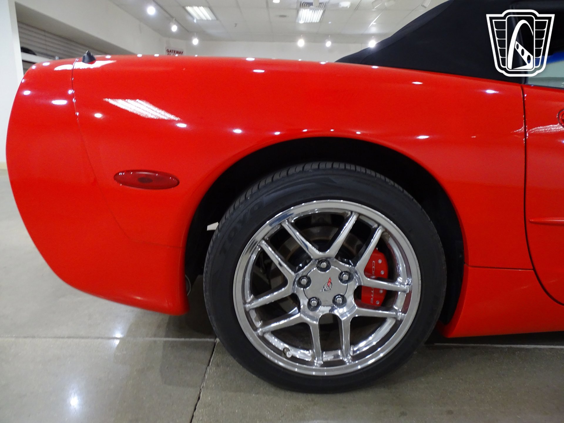 Used 2001 Chevrolet Corvette Convertible w/ Preferred Equipment Group2 image 31