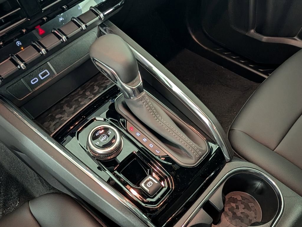 New 2026 GMC Canyon Elevation w/ Convenience Package image 24