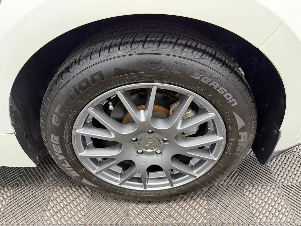 Used 2019 Toyota Corolla XSE FWD image 20