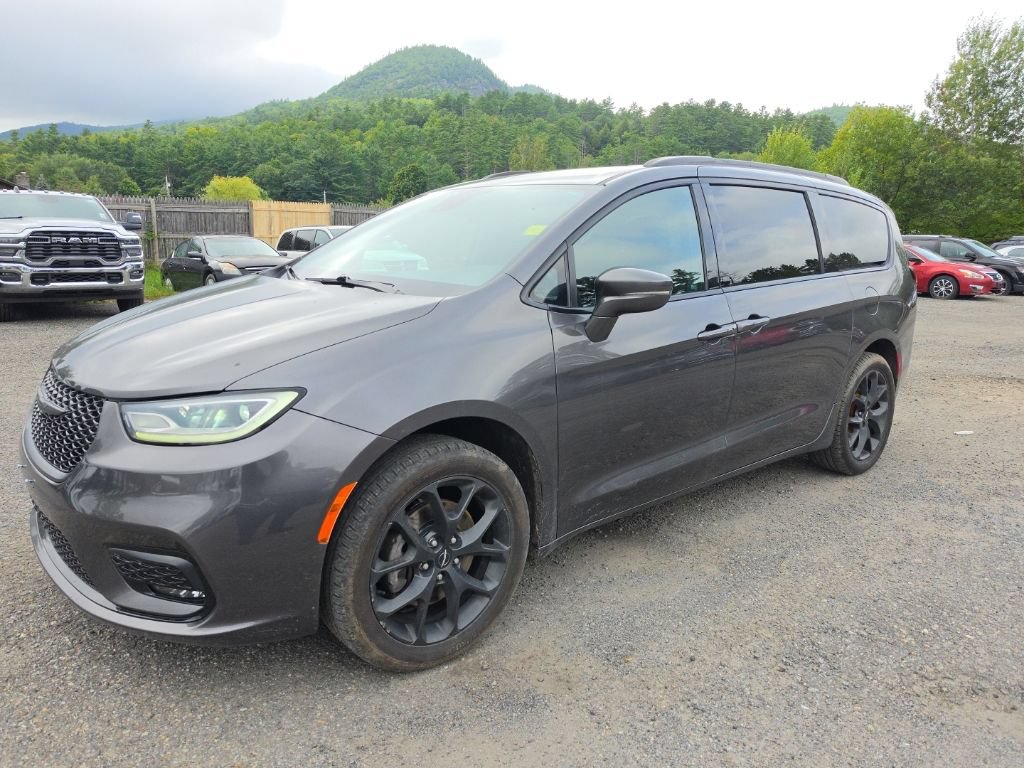 Used 2021 Chrysler Pacifica Touring w/ Cold Weather Group