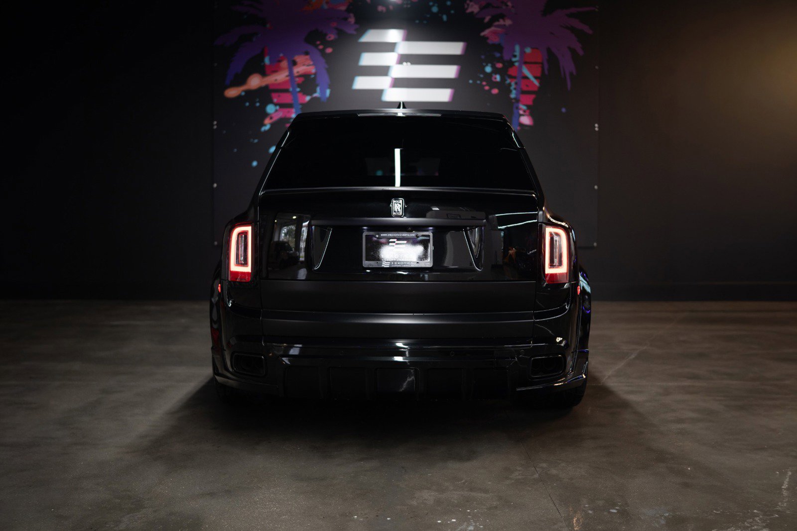 Used 2022 Rolls-Royce Cullinan Black Badge image 6