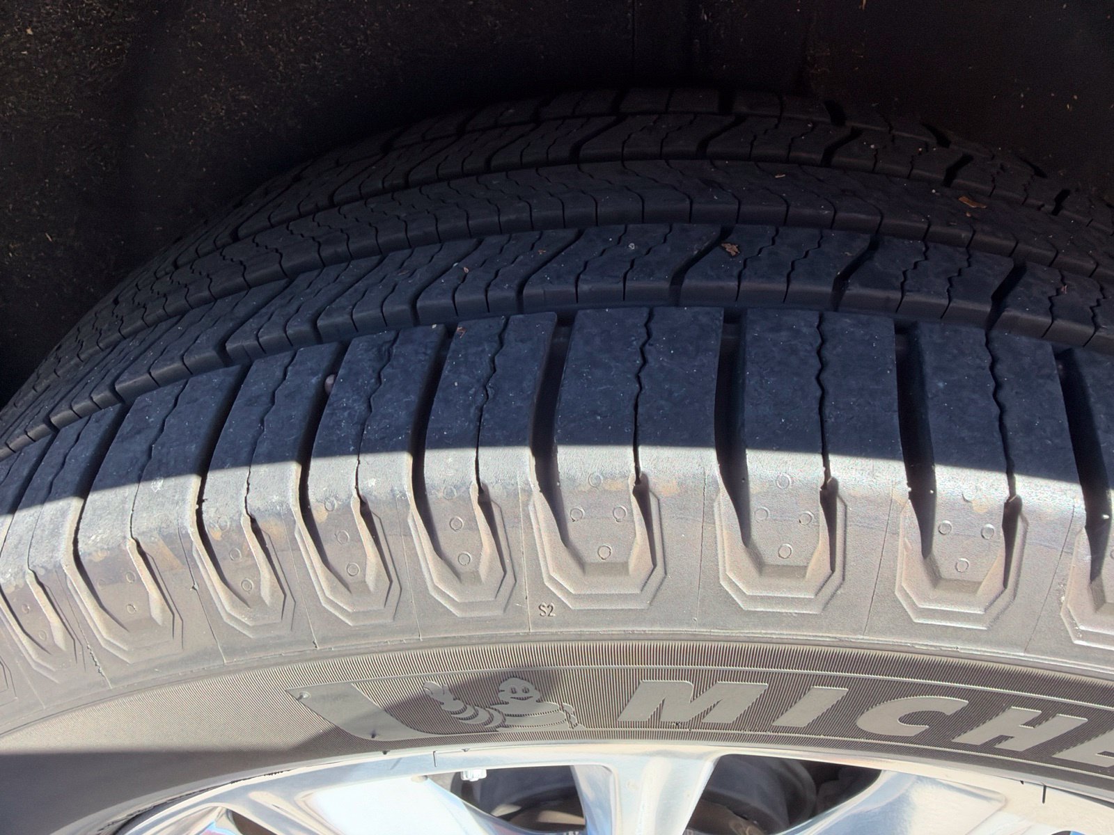 Used 2019 Buick Enclave Premium w/ Trailering Package, 5000 lbs. FWD image 5