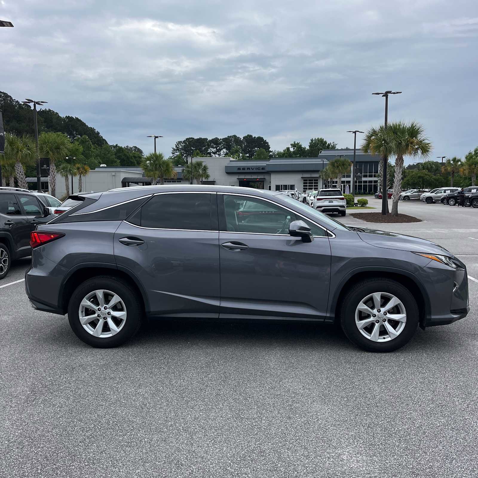 Used 2017 Lexus RX 350 AWD image 5