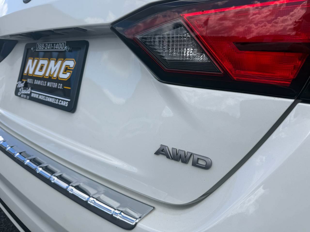 Used 2023 Nissan Altima 2.5 SL AWD/4WD image 8