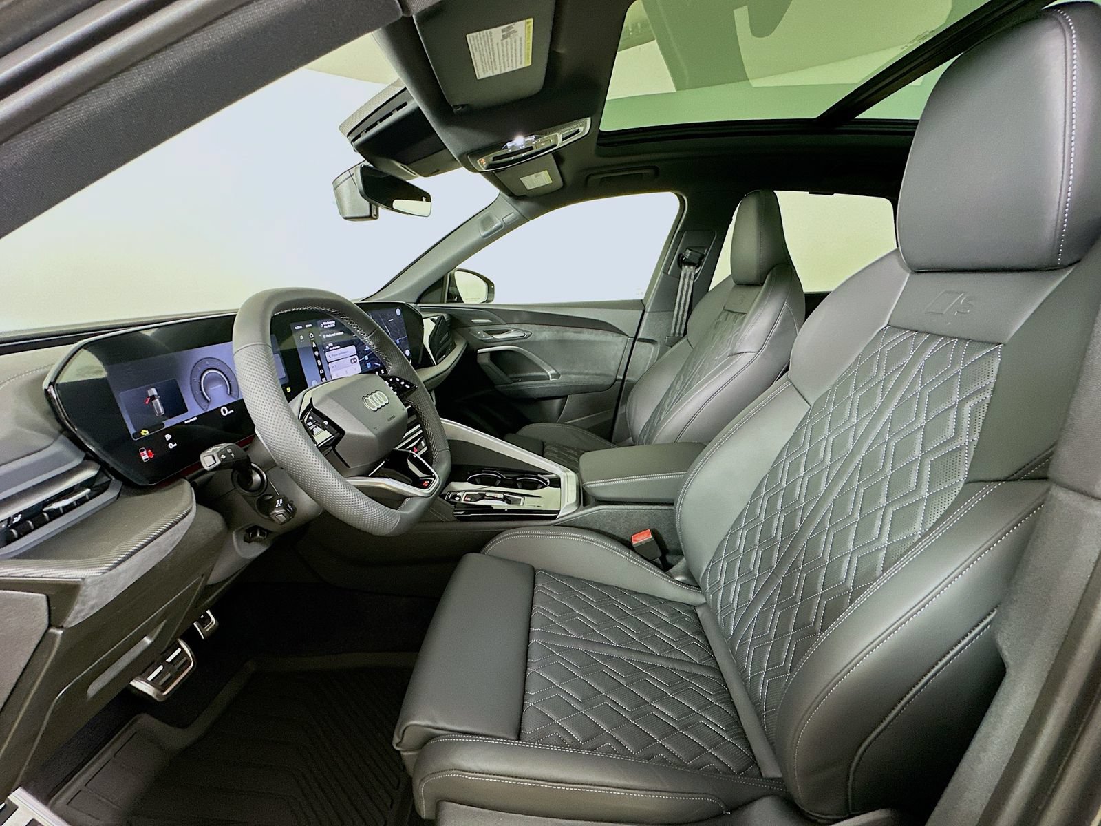 New 2026 Audi SQ5 Premium Plus AWD/4WD image 32