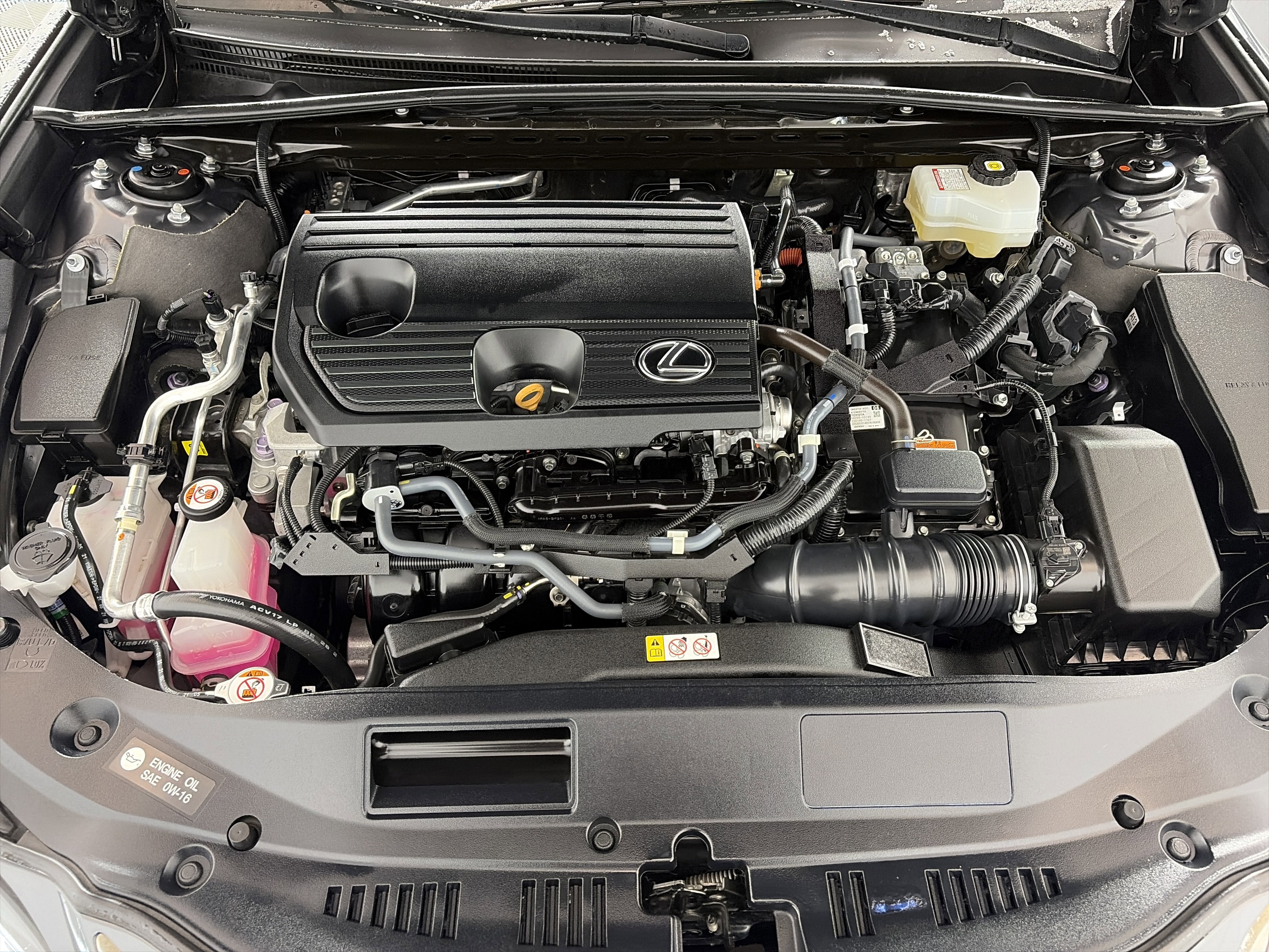 Used 2022 Lexus ES 300h F Sport w/ Accessory Package image 11