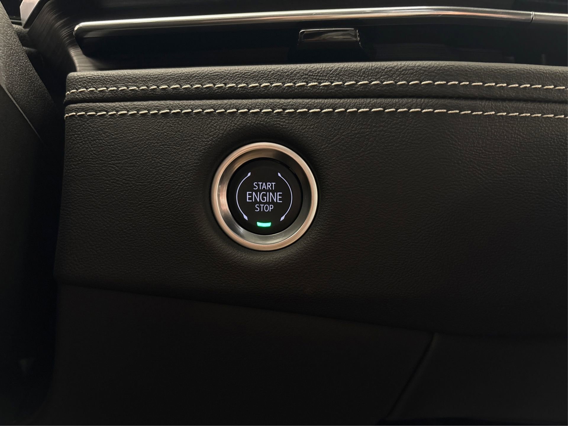 New 2025 Cadillac Escalade Premium Luxury image 26