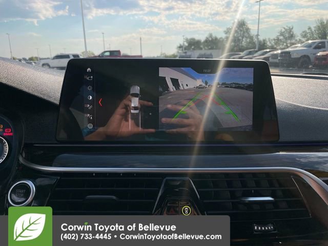 Used 2019 BMW 530e xDrive w/ Convenience Package image 19