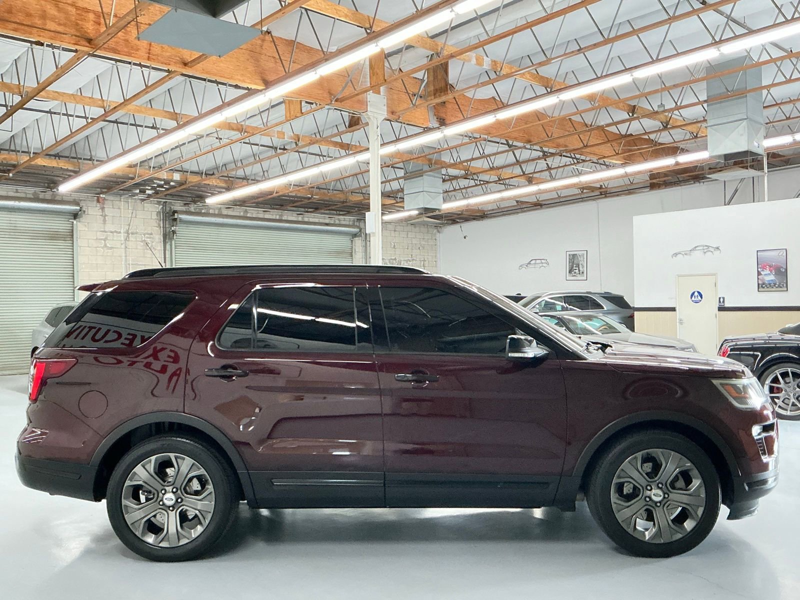 Used 2018 Ford Explorer Sport w/ Equipment Group 401A image 4