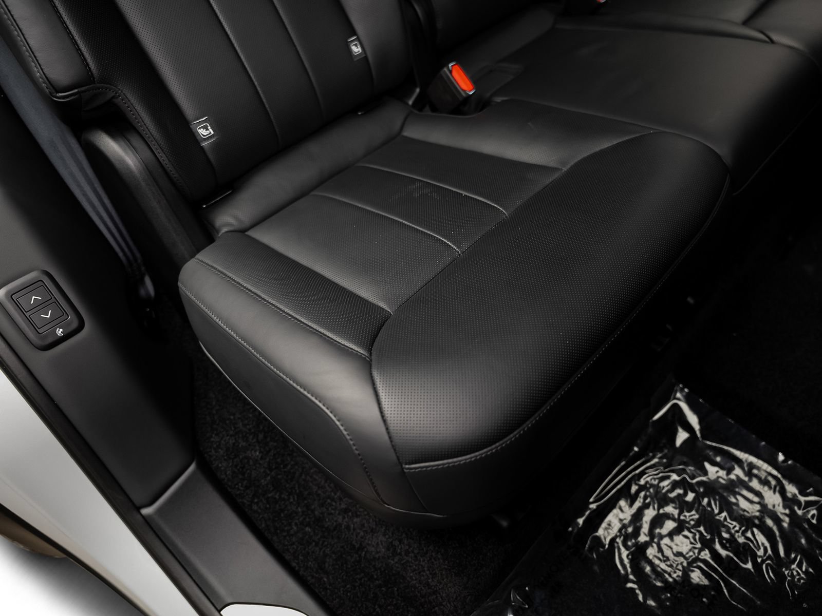 Used 2025 Land Rover Range Rover Long Wheelbase Autobiography AWD/4WD image 35