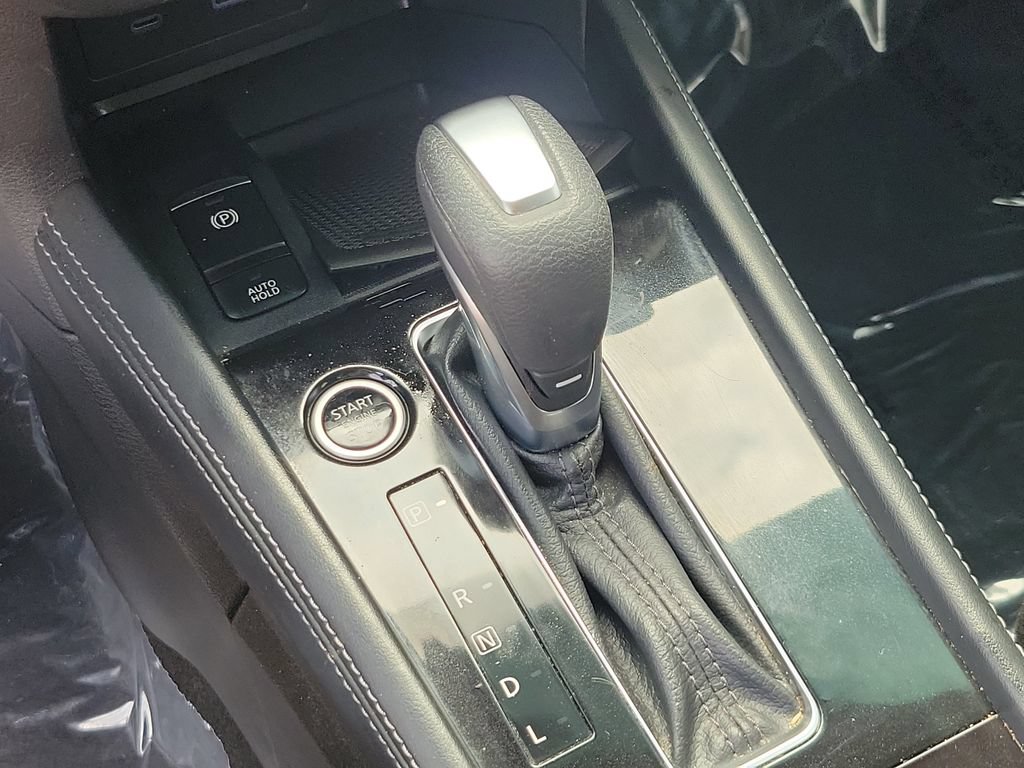 Certified 2022 Nissan Kicks SV FWD image 27