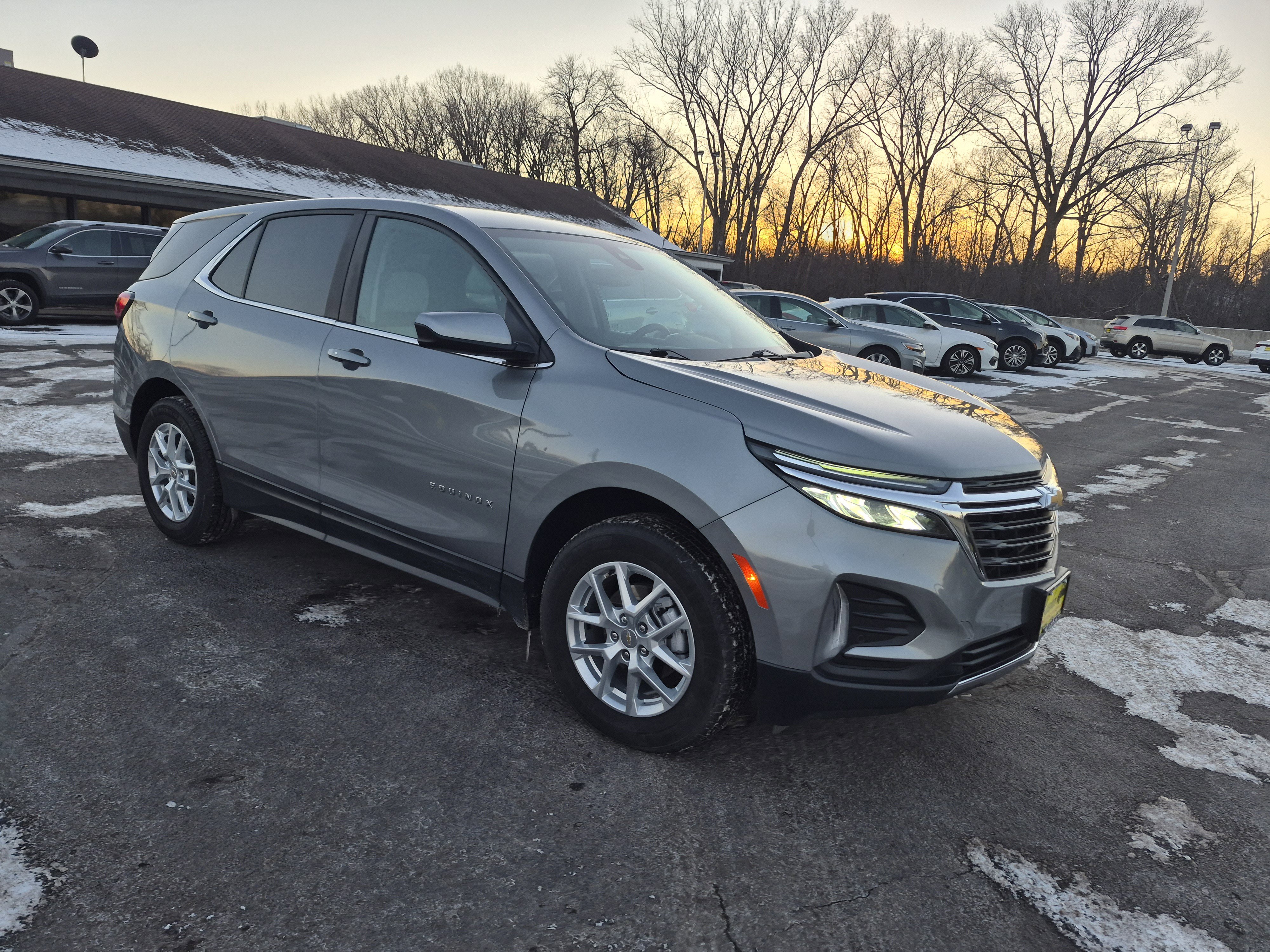 Used 2024 Chevrolet Equinox LT w/ LPO, Floor Liner Package image 2