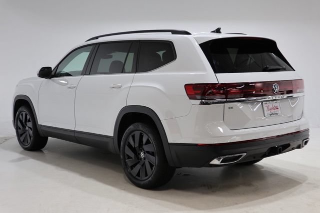Used 2025 Volkswagen Atlas SE FWD image 6