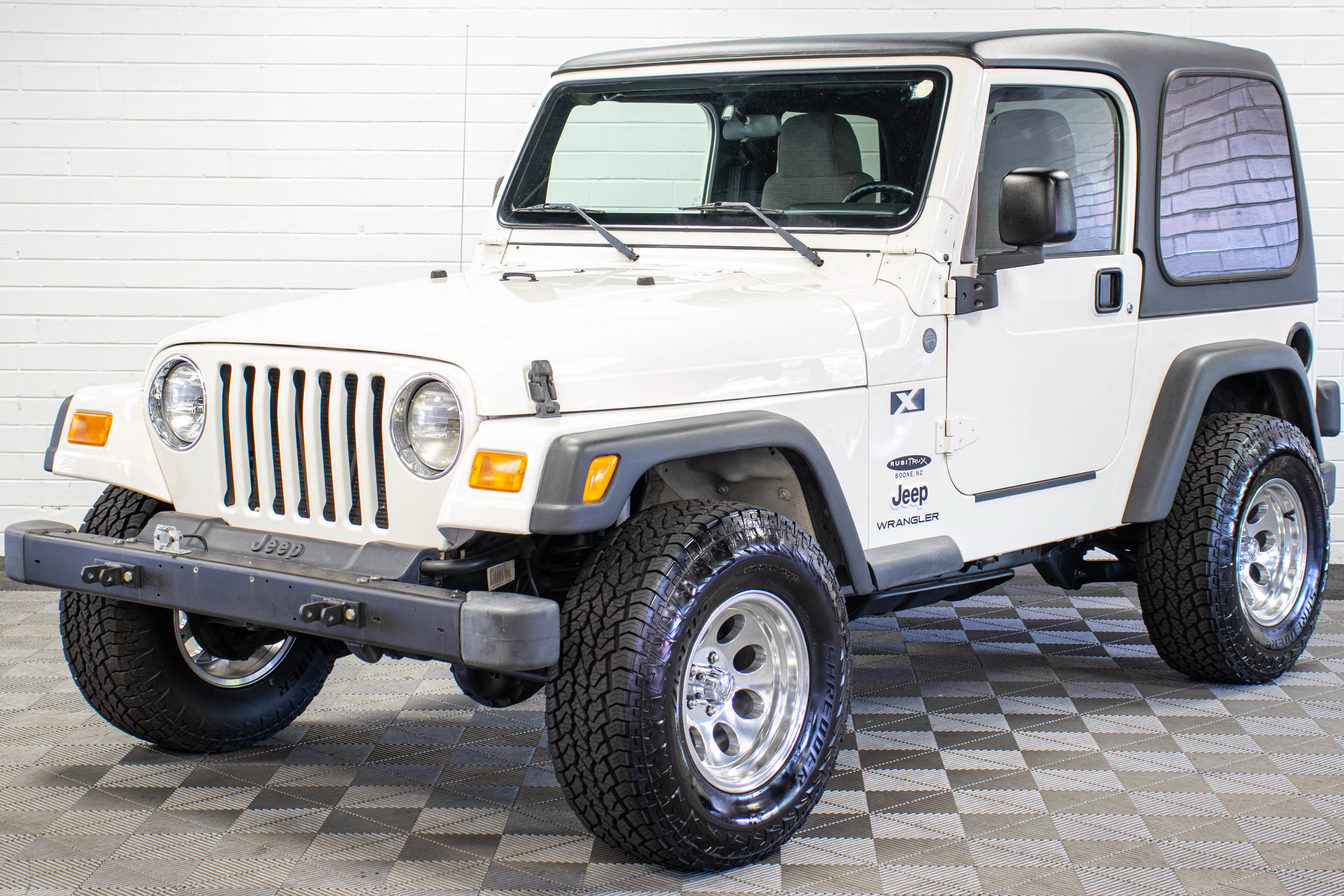 Used 2004 Jeep Wrangler X w/ Convenience Group AWD/4WD image 7