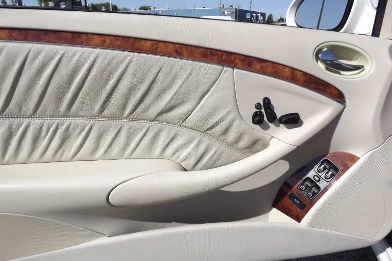 Used 2005 Mercedes-Benz CLK 500 Cabriolet image 13