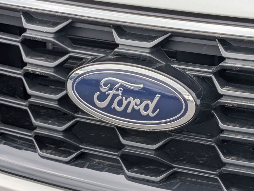 New 2026 Ford Escape ST-Line w/ Cold Weather Package image 11