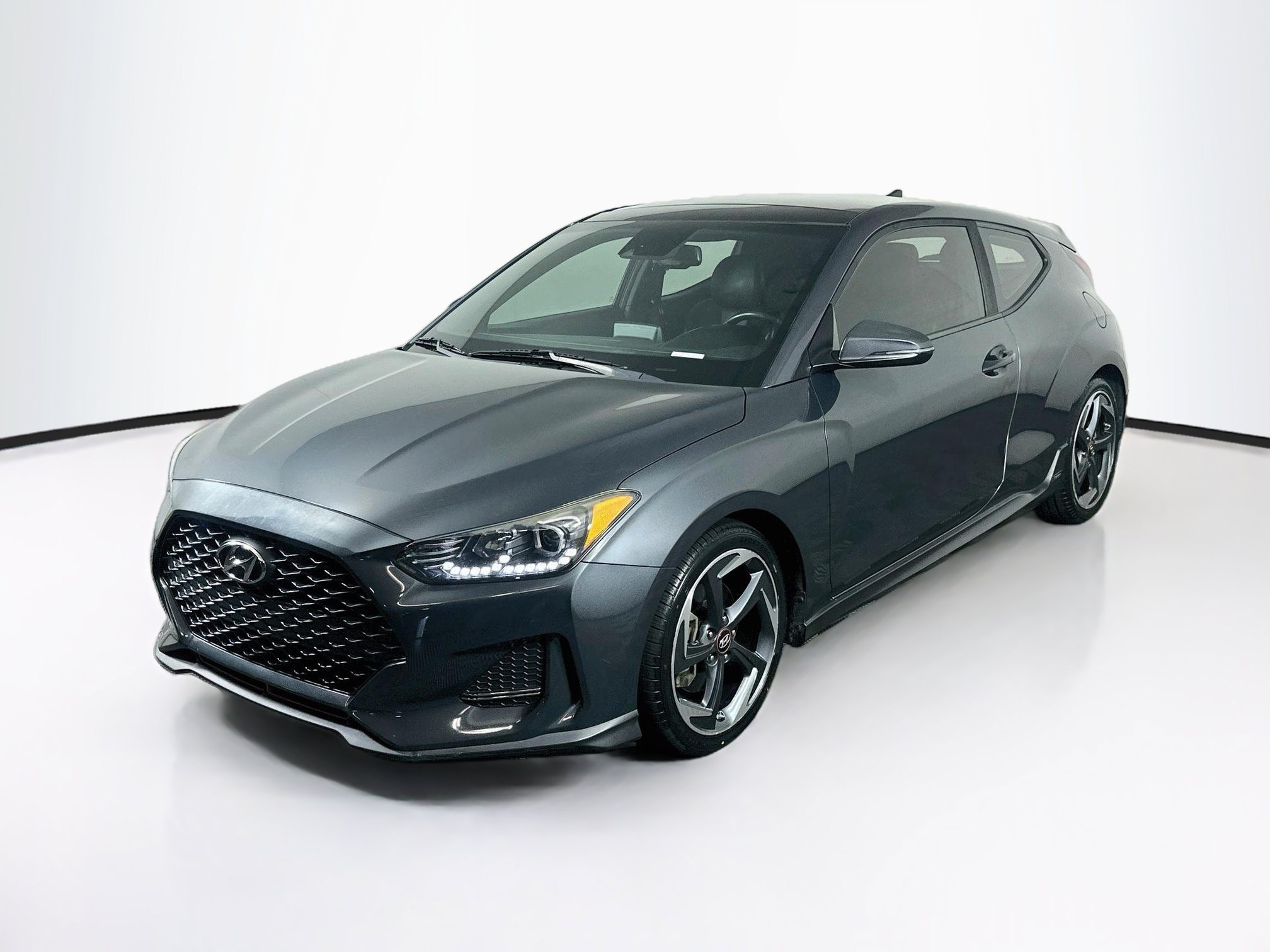 Used 2019 Hyundai Veloster Turbo FWD image 3