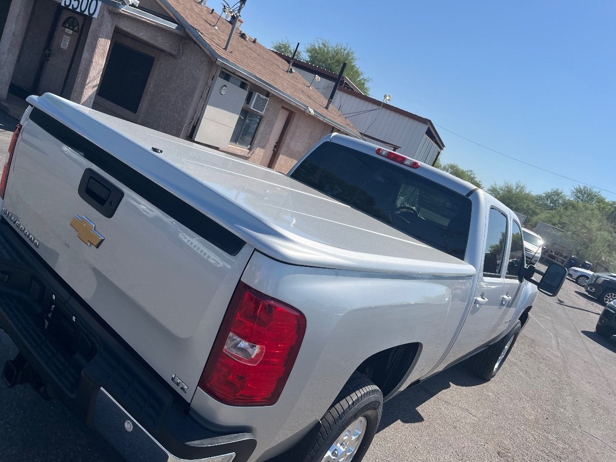 Used 2011 Chevrolet Silverado 3500 LTZ w/ LTZ Plus Package AWD/4WD image 47