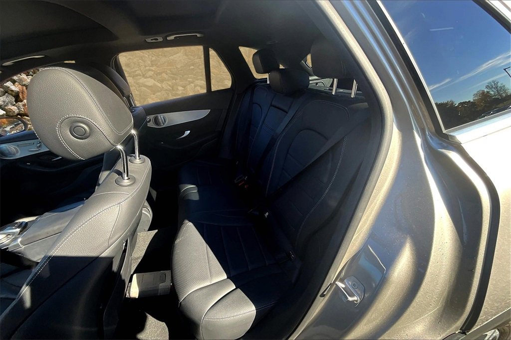 Used 2019 Mercedes-Benz GLC 300 4MATIC w/ Multimedia Package image 24