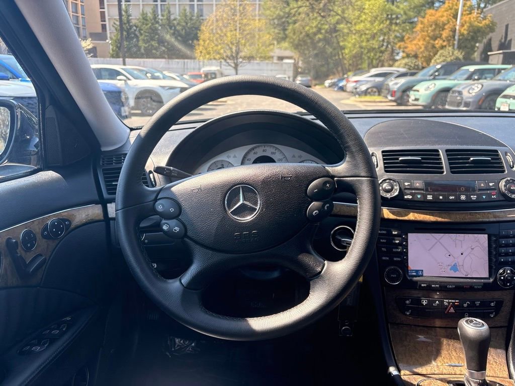 Used 2008 Mercedes-Benz E 550 Sedan image 25