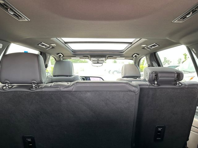 Used 2022 Cadillac Escalade Sport w/ Touring Package image 15