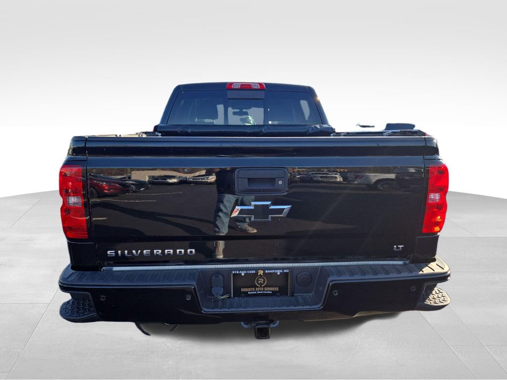 Used 2018 Chevrolet Silverado 1500 LT w/ LPO, Black Pack AWD/4WD image 10