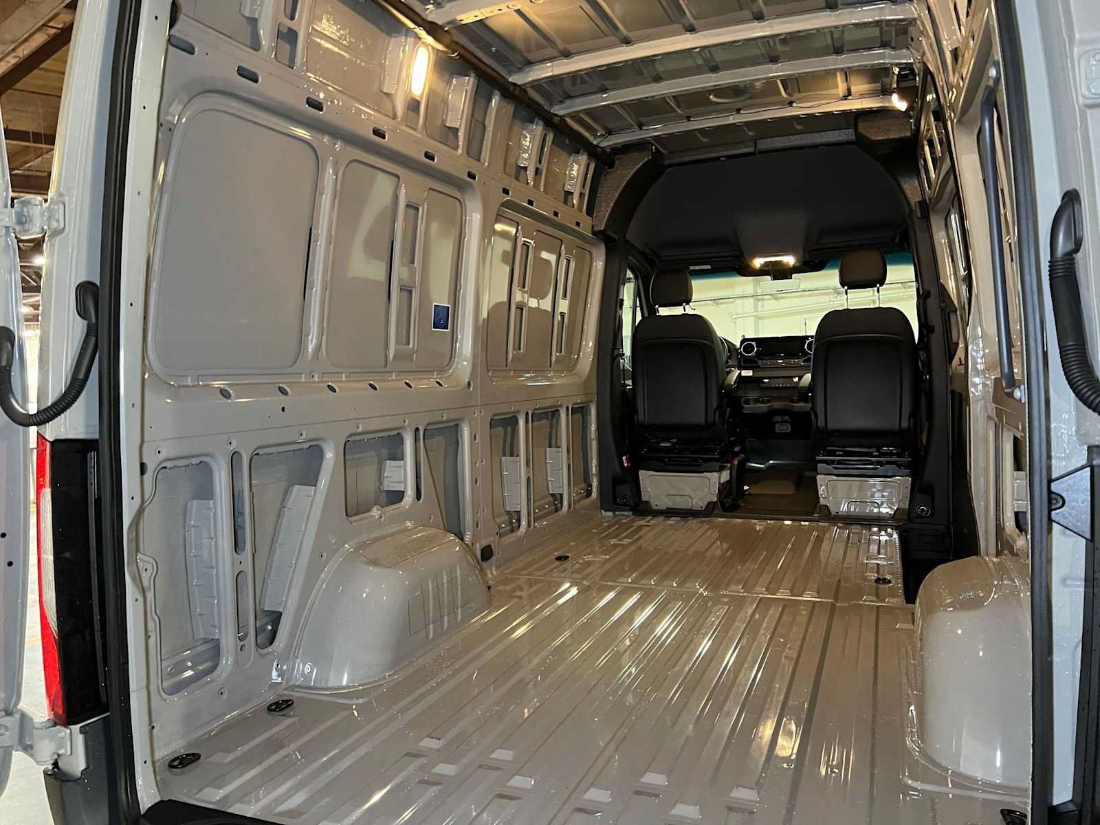 Used 2026 Mercedes-Benz Sprinter 2500 image 21