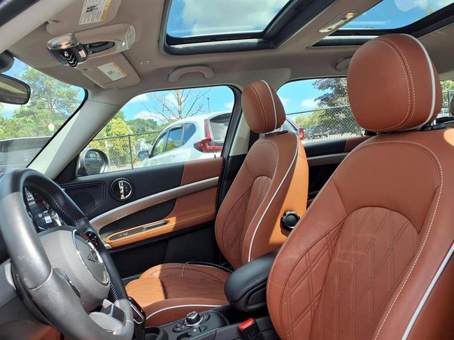 Used 2022 MINI Cooper Countryman S w/ Signature Upholstery Package image 18