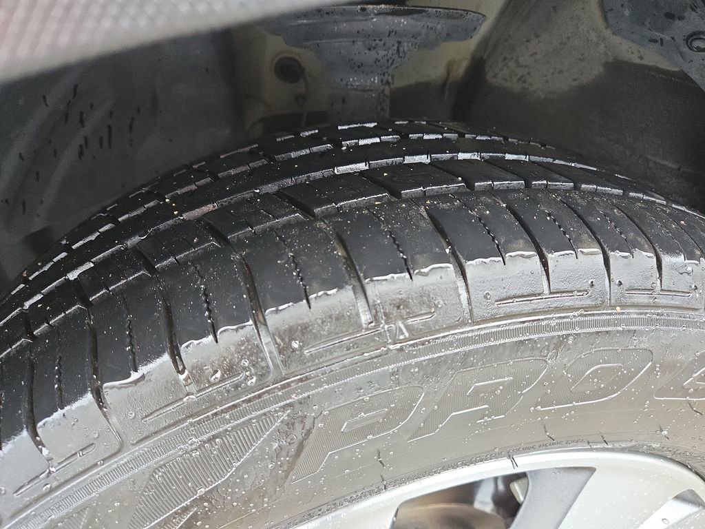 Used 2022 Subaru Ascent Premium w/ Convenience Package image 11