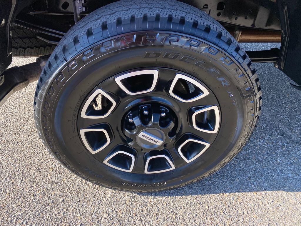 Used 2025 Ford F250 Platinum AWD/4WD image 32