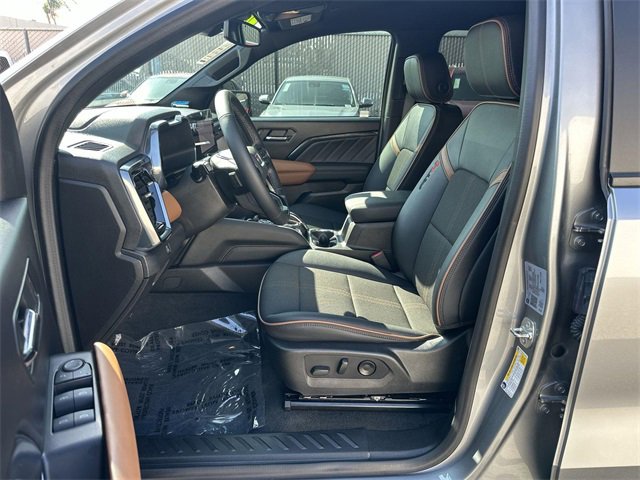 Used 2024 GMC Canyon AT4 w/ Canyon Safety Plus Package image 18