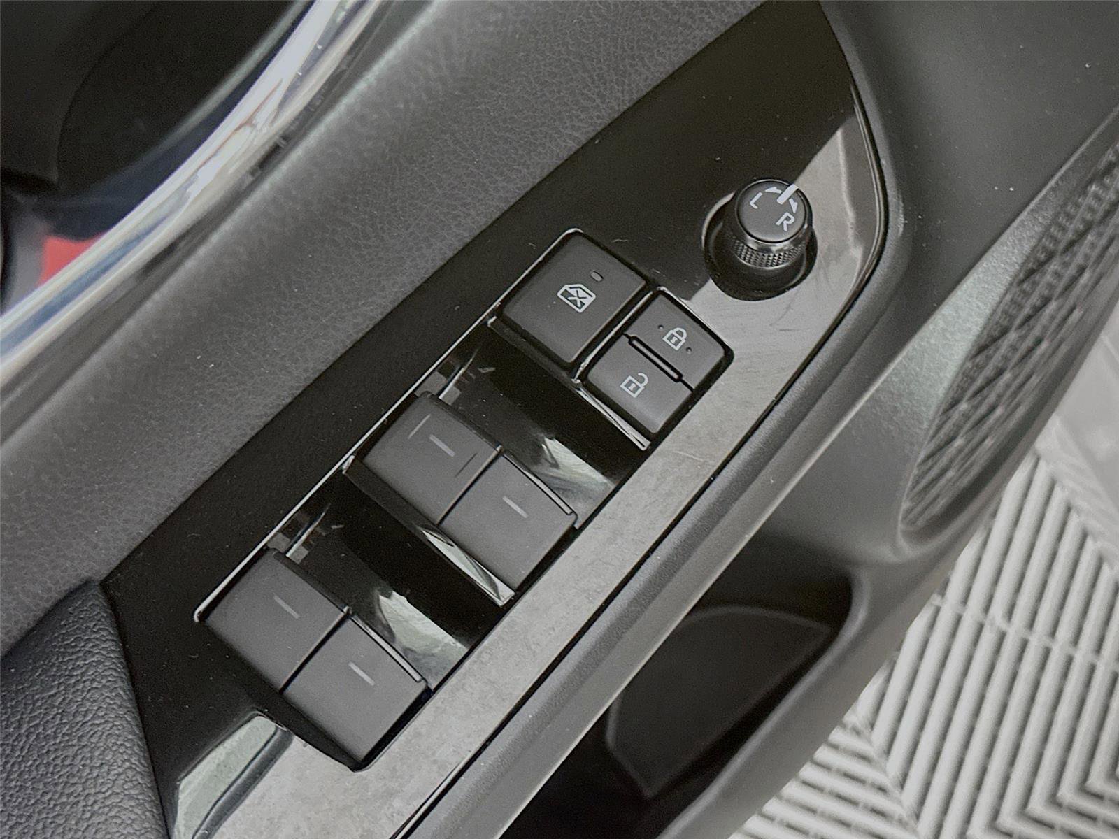 Certified 2019 Toyota Prius Prime Advanced image 21