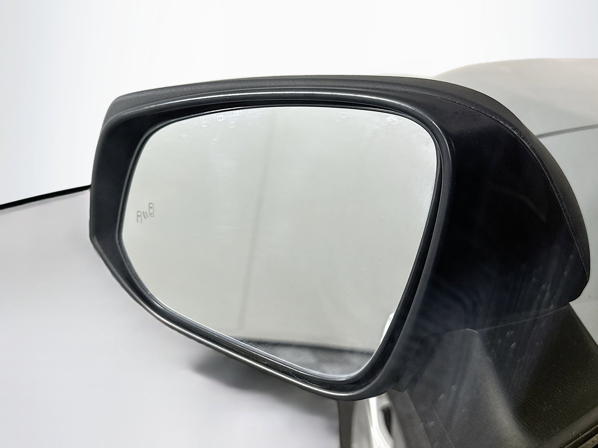 Used 2021 Toyota RAV4 XLE w/ Convenience Package image 16