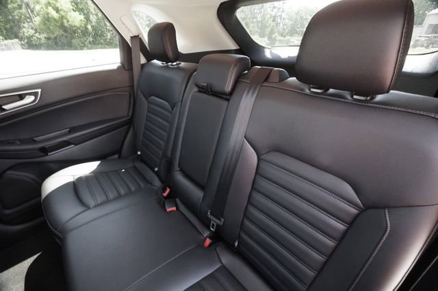 Used 2022 Ford Edge SEL w/ Convenience Package AWD/4WD image 25