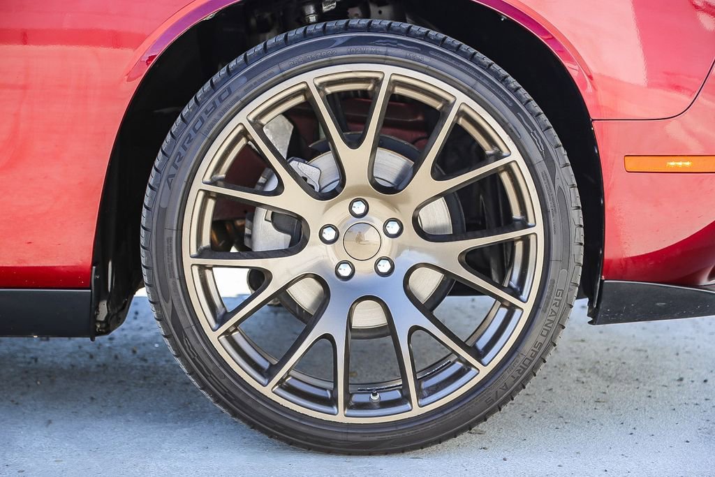 Used 2023 Dodge Challenger SXT w/ Blacktop Package image 11