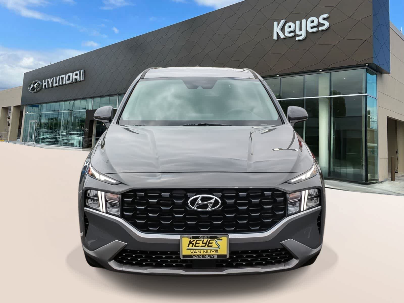 Certified 2023 Hyundai Santa Fe SE FWD image 2