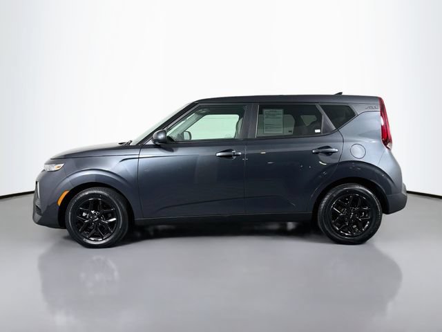 Used 2022 Kia Soul S FWD image 4