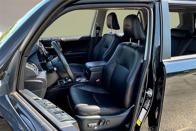 Used 2022 Toyota 4Runner TRD Off-Road Premium image 18