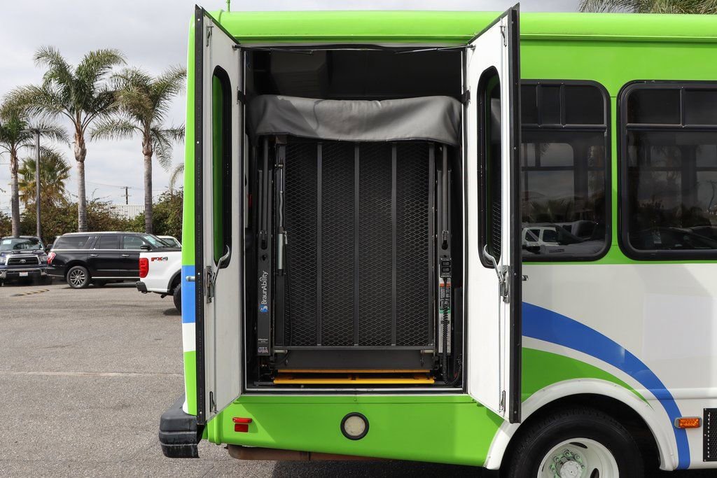 Used 2015 Ford E-450 and Econoline 450 Super Duty w/ Shuttle Bus Prep Package image 11