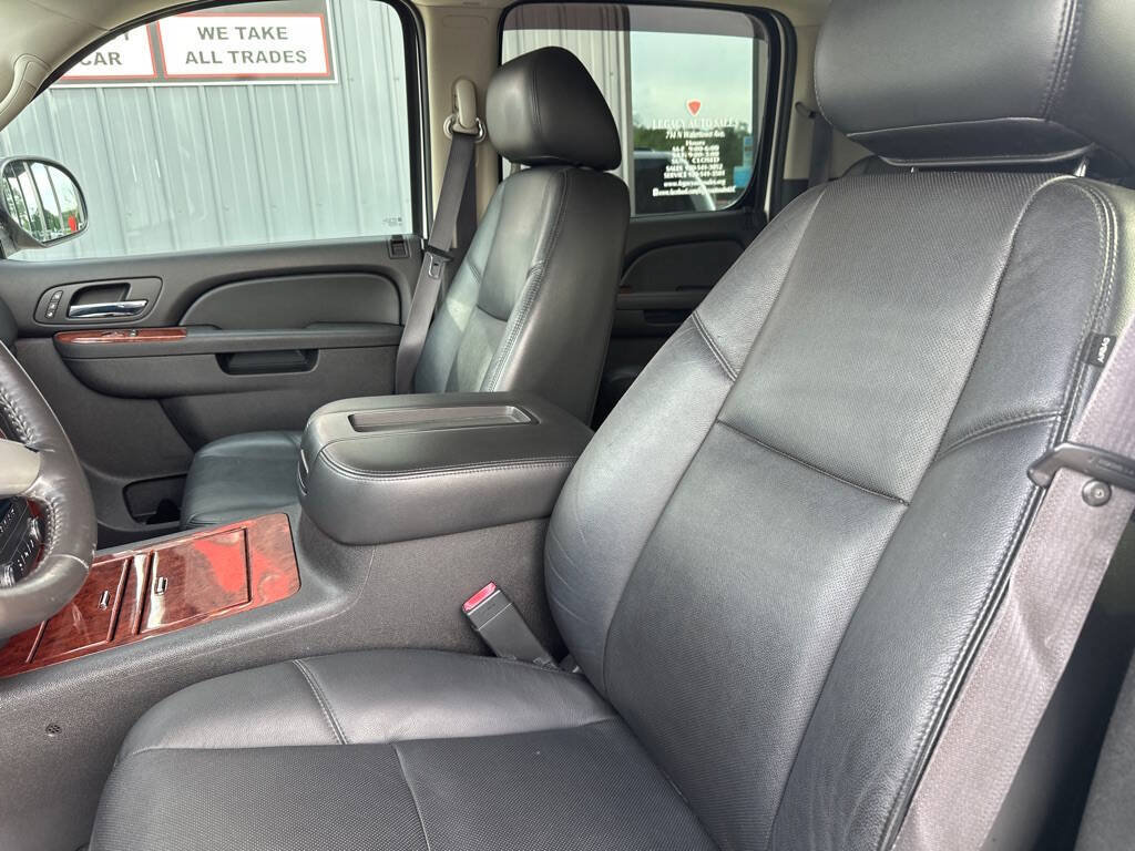 Used 2012 Chevrolet Suburban LTZ AWD/4WD image 9