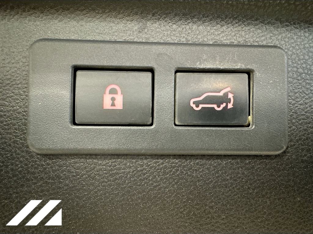 Used 2020 Subaru Forester Limited w/ Popular Package #3 image 31