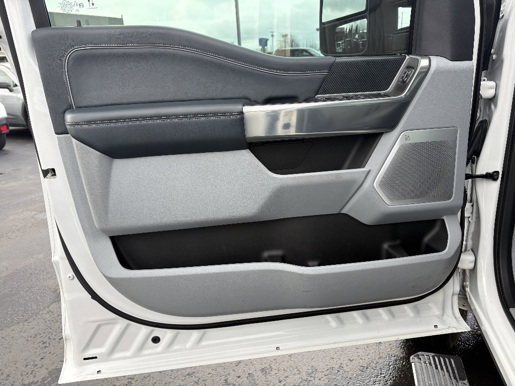Used 2024 Ford F350 Limited w/ FX4 Off-Road Package image 16