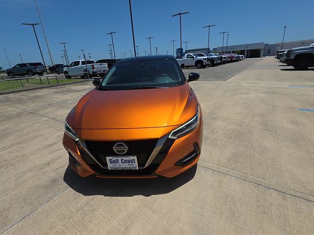 Used 2021 Nissan Sentra SR w/ SR Premium Package FWD image 2