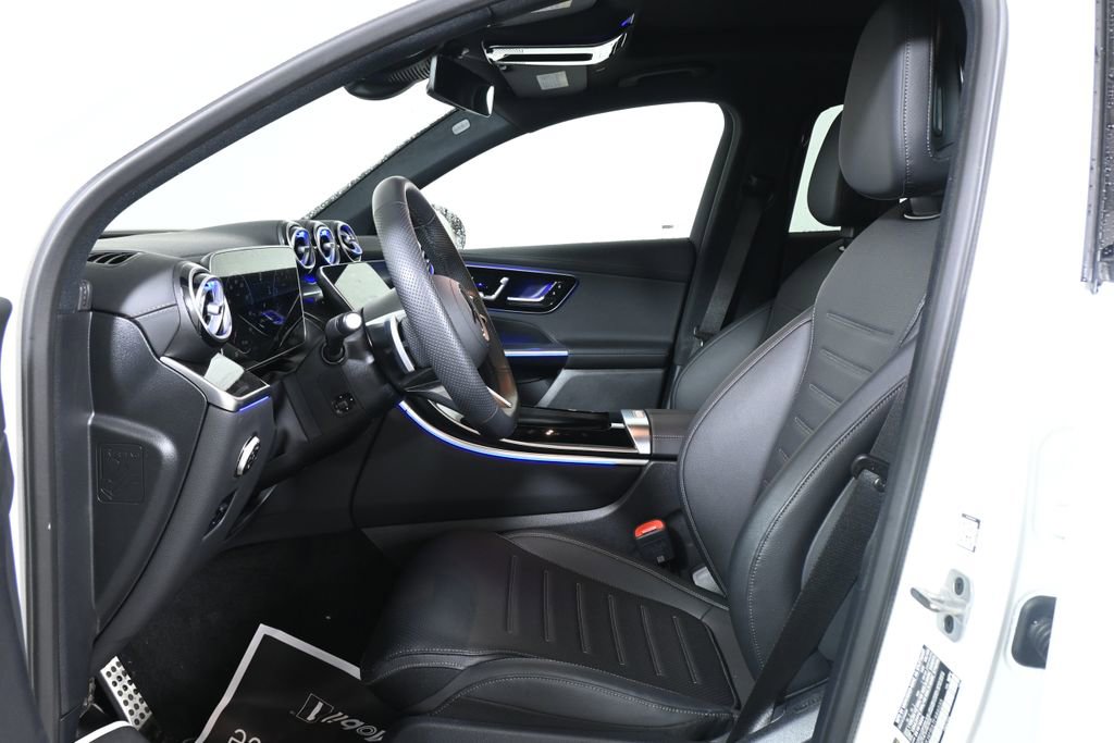 Certified 2026 Mercedes-Benz GLC 300 4MATIC image 3