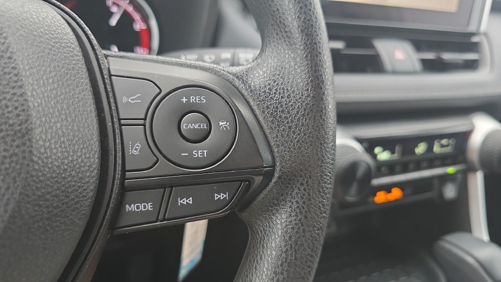 Used 2025 Toyota RAV4 LE FWD image 24