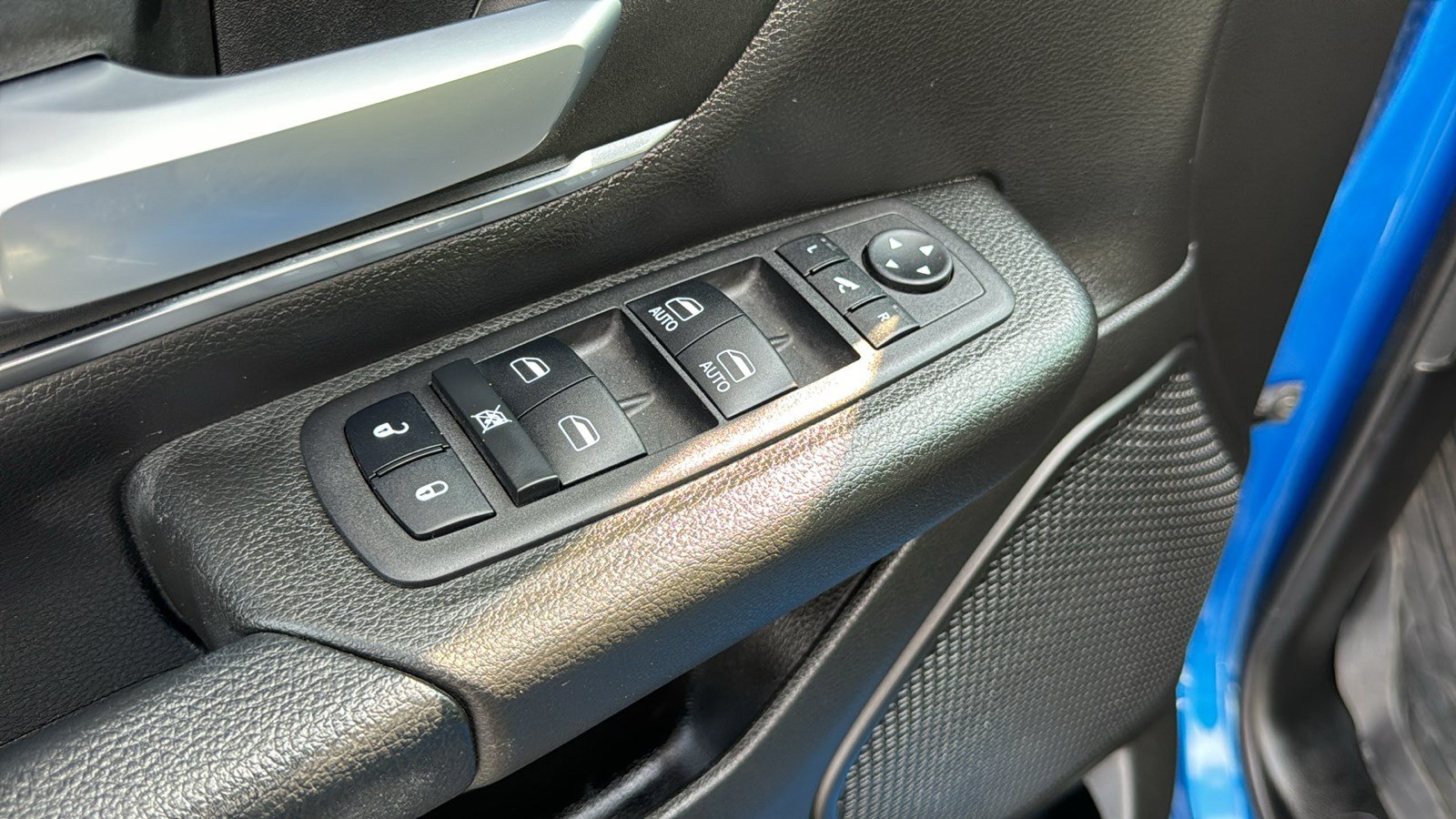 Used 2024 RAM 1500 Big Horn AWD/4WD image 12