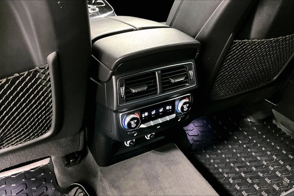 Used 2018 Audi Q7 3.0T Prestige image 30